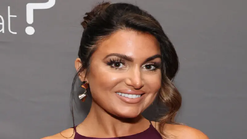 molly qerim